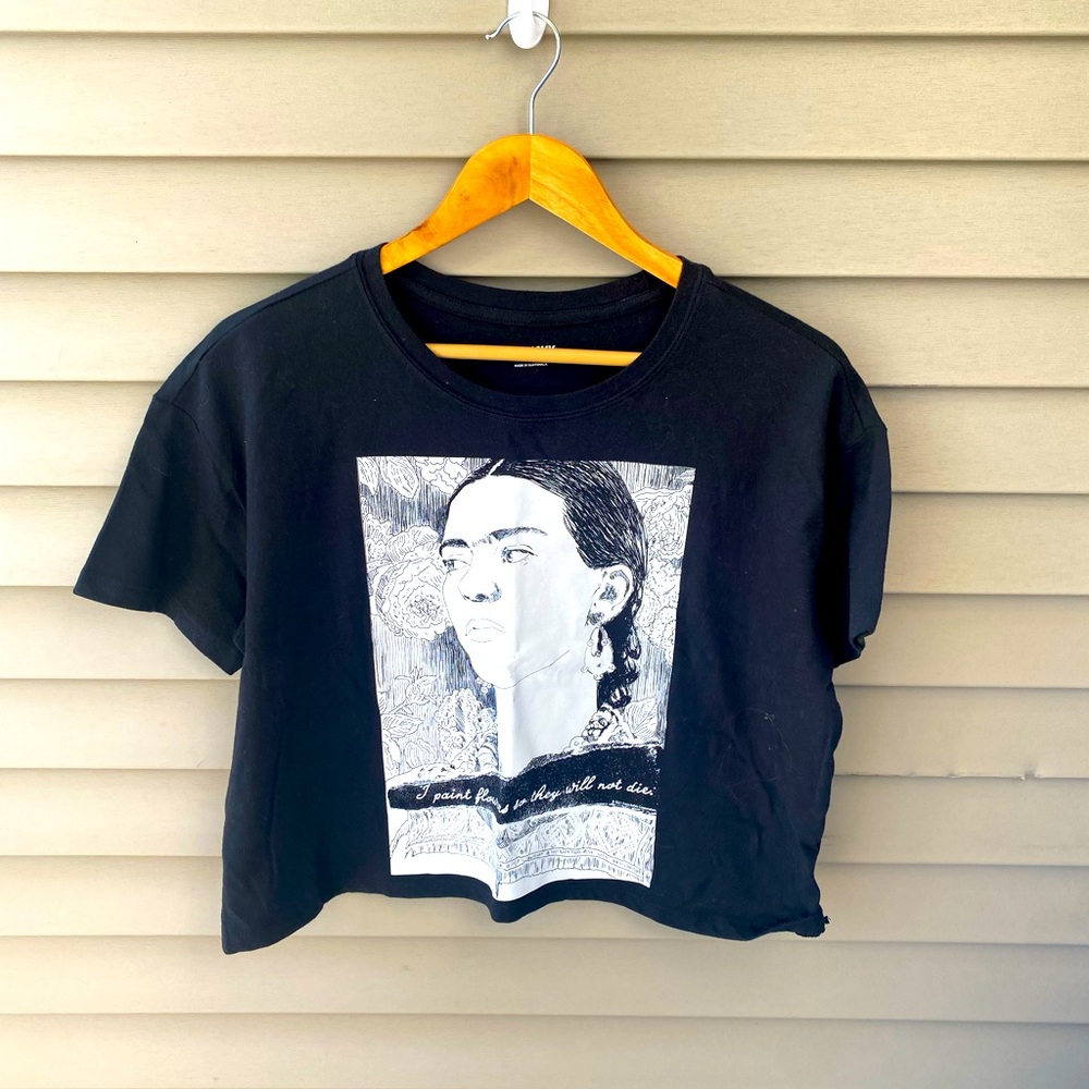 Frida Kahlo Corporation Old Navy Crop Top T-Shirt - Women’s Size M
